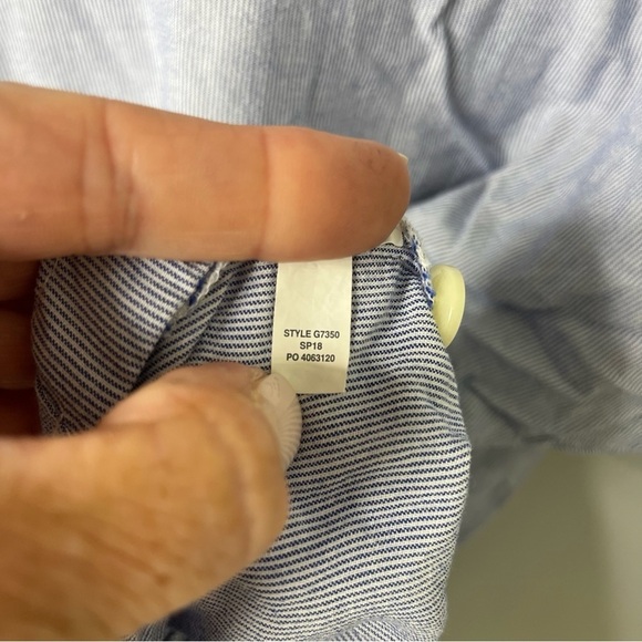 Madewell Tie Front Top Stripe Size Medium Blue Button Back Style G7350 - Picture 8 of 8